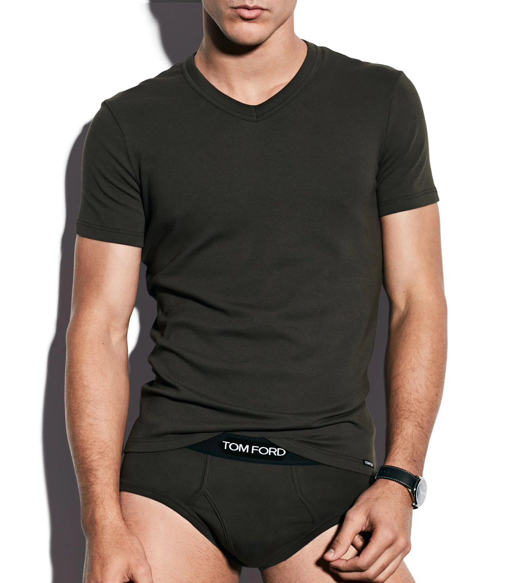 CAMISETA DE ALGODÓN CON CUELLO EN V