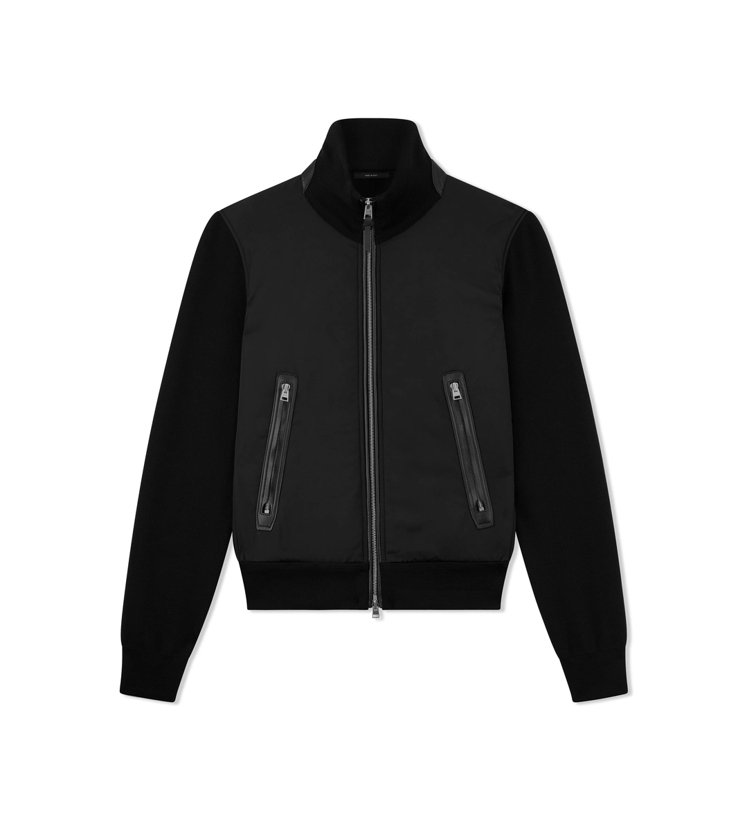 CAZADORA DE NYLON CON PARTE DELANTERA ABAJO