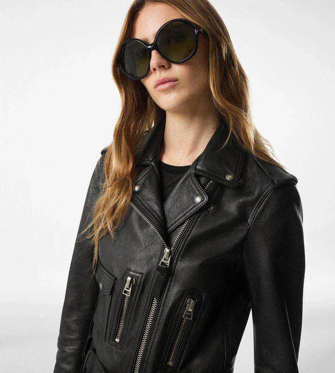 CHAQUETA DE BIKER DE CUERO BRILLANTE CON PLONGE