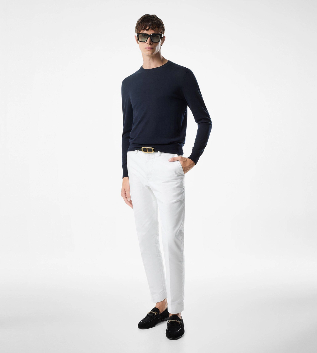 CUELLO REDONDO DE LANA PURA DE CALIBRE FINO