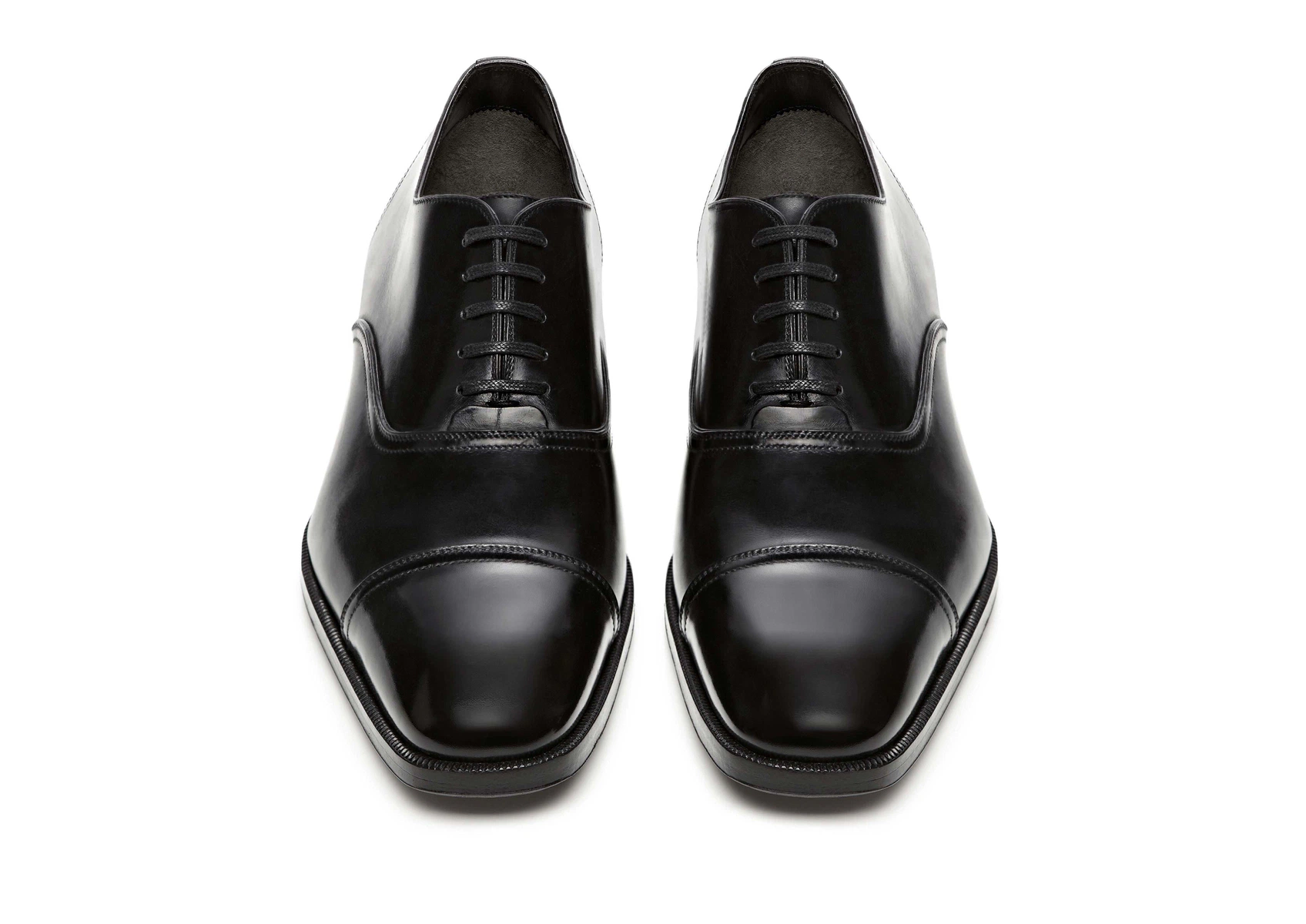 GIANNI DE CUERO CON CORDONES