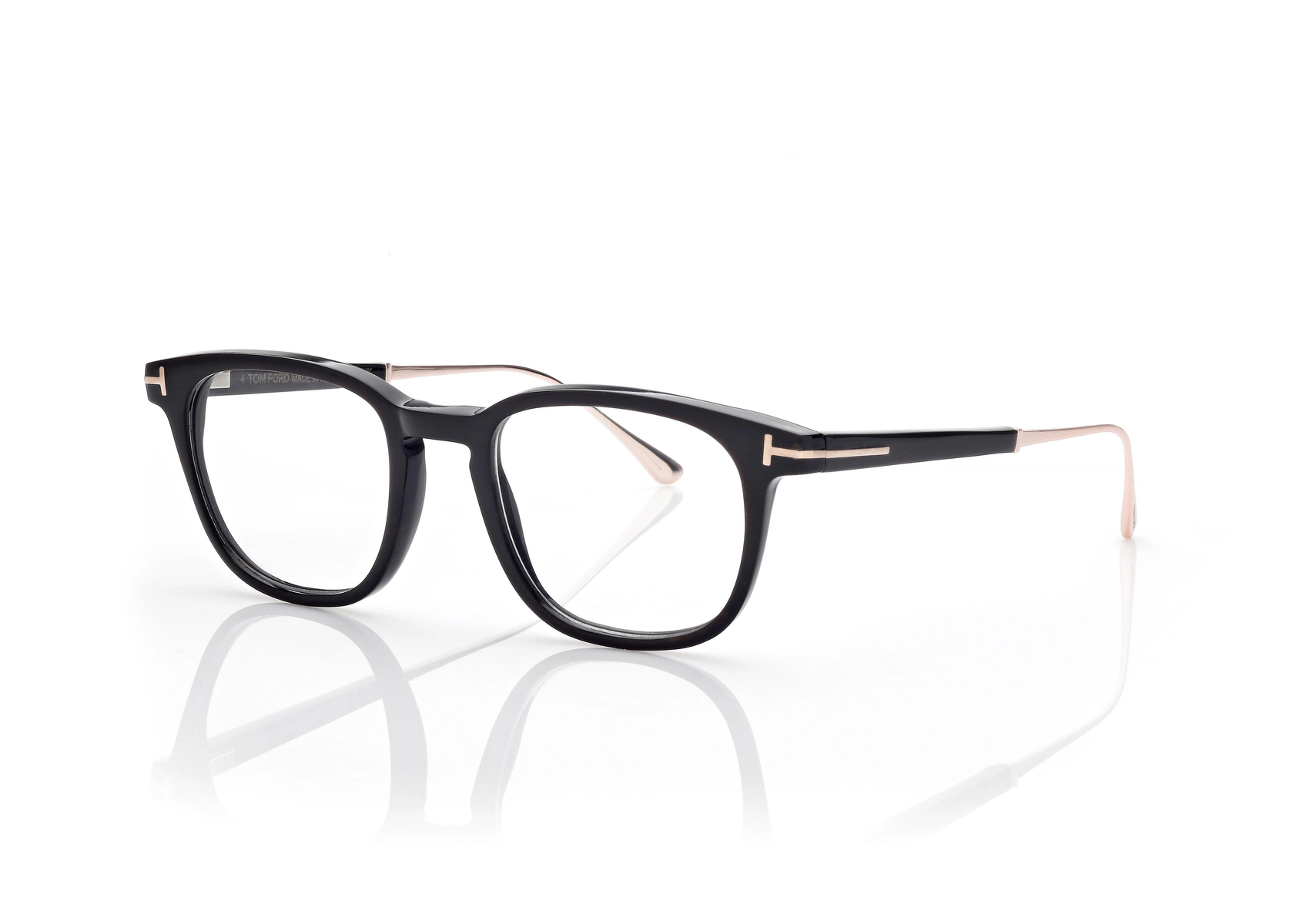 ÓPTICAS DE CUERNO CUADRADO