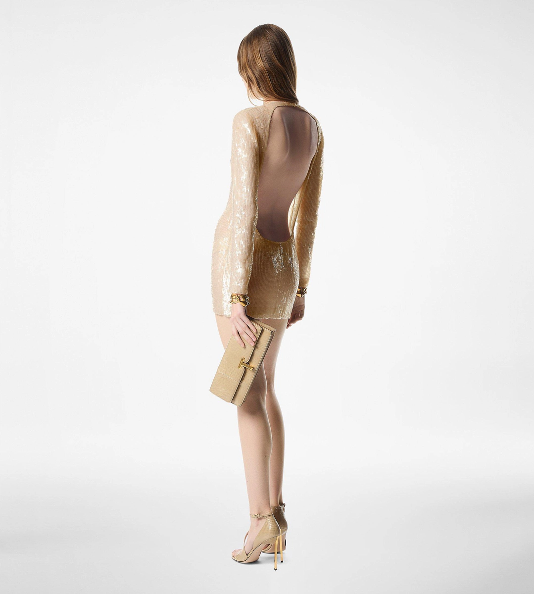 VESTIDO MINI DE CÓCTEL CON BORDADO DE LENTEJUELAS TRANSPARENTES VESTIDO MINI DE CÓCTEL CON BORDADO DE LENTEJUELAS TRANSPARENTES