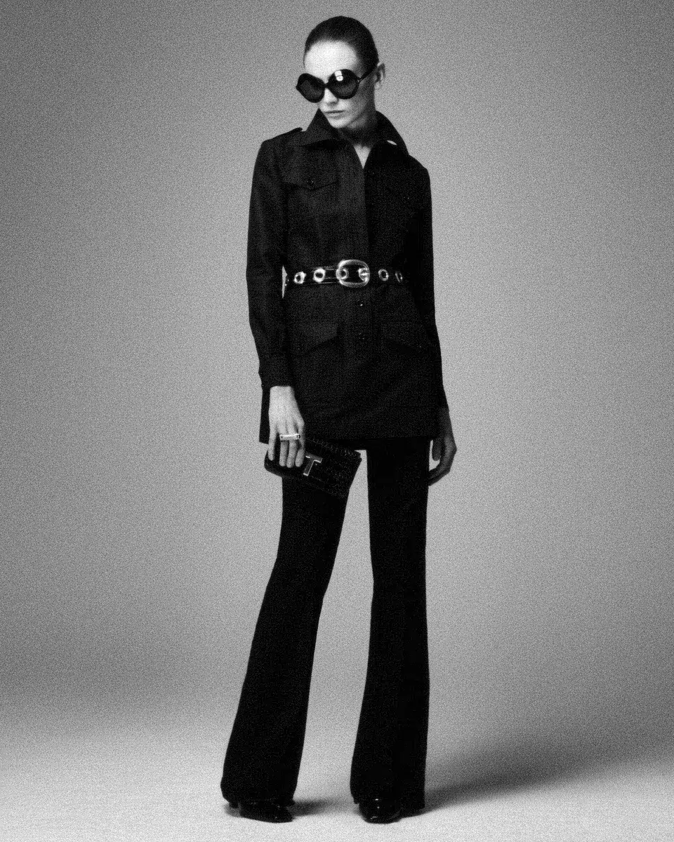 VESTIDO SAFARI MINI CON CINTURÓN VESTIDO SAFARI MINI CON CINTURÓN